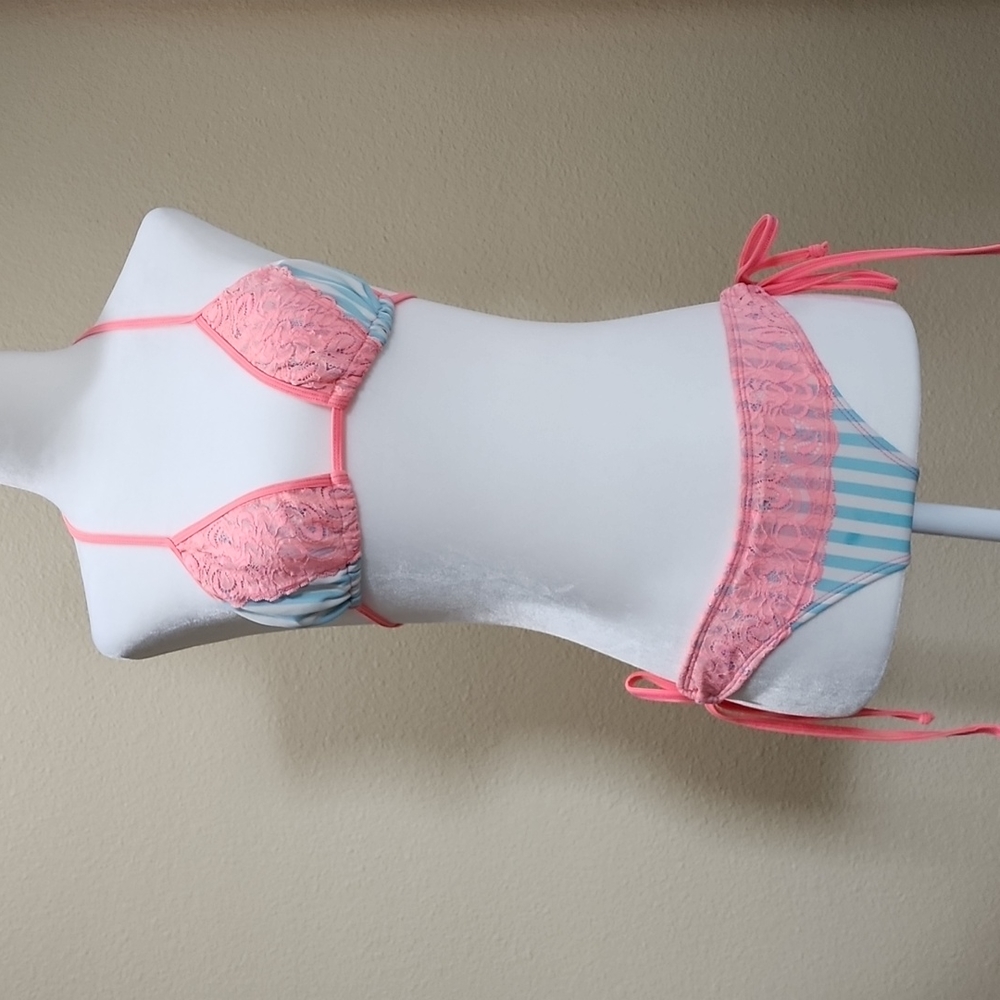 Bonny Pink/Blue 2-Piece Bikinis Set, Size Small